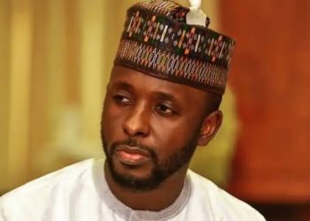 Laifin da tsohon shugaban ma’aikatan fadar gwamnatin Kaduna ya yi wa sarki Sanusi II – Daga Binta Tsafe