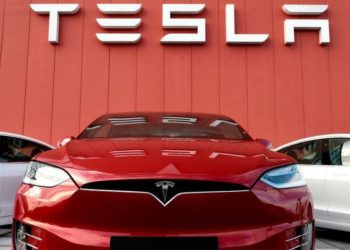 HADA-HADAR KASUWANCI: Yadda mai kamfanin Tesla ya samu adadin kasafin kuɗin Najeriya na 2022 a rana ɗaya