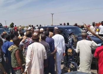 ZIYARAR GOJE GOMBE: Yadda ƴan sara-suka suka ci kwalar juna, aka baiwa hammata iska a Gombe