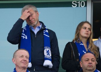 YAƘIN UKRANIYA YA CI ƘUNGIYAR CHELSEA: ‘Zan sayar da kulob ɗin na sadaukar da kuɗin ga tallafin waɗanda yaƙin Ukraniya ya kassara’ -Abramovich, mai ƙungiyar kuma ɗan asalin Rasha