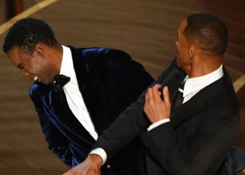 MATA BA WASA BACE: Will Smith ya gaura wa Chris Rock mari a bainar jama’a saboda ambatar sunan matarsa cikin barkwanci