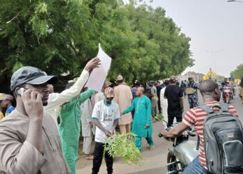 KALAMAN ƁATANCI GA ANNABI: Tambuwal ya saka dokar ta ɓaci a Sokoto