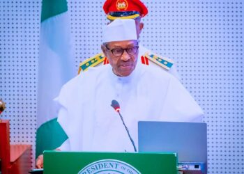 KASAFIN JAMI’O’I DA MANYAN MAKARANTU: Buhari ya ce gwamnati kaɗai ba za ta iya riƙe jami’o’i ba