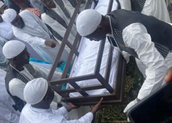 RASHIN MAI WA ADDININ MUSULUNCI HIDIMA: Yadda manyan shugabanni su ka halarci jana’izar Bola Ajibola