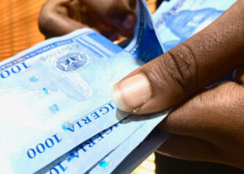 Yadda rashin sabbin takardun kudi yake dagula mana lissafi a Abuja