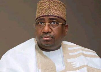 Gwamnan Kebbi ya kori Hadimin sa bisa zargin saka  kalaman fasikanci na masu luwaɗi a shafin sa na sada zumunta