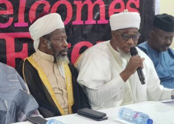 ZARGIN NUNA BAMBANCIN ADDINI A GWAMNATIN LEGAS: Malamai sun ƙi yarda a naɗa Kwamishinoni 31 Kiristoci, 8 Musulmai
