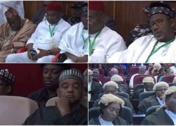SHARI’AR ZAƁEN SHUGABAN ƘASA: Yadda Ganduje, lauyoyi da Ƴan jarida su ka sharɓi barci, gyangyaɗi, likimo har da minshari a cikin kotu