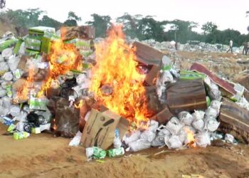 NAFDAC ta lalata jabun magunguna da kayan da wa’adin amfanin su suka kare na naira miliyan 500 a Abuja