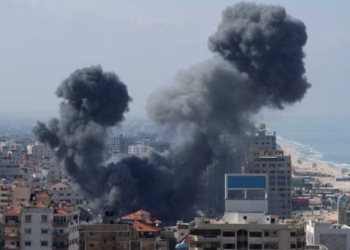Isra’ila na cigaba da luguden bamabamai a Gaza, ta umarci sojojinta 300,000 su daura damarar yaki gadangada