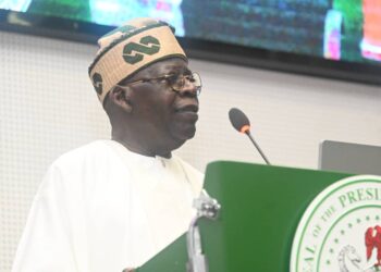 KASAFIN 2024: ‘Muna sa ran tattalin arzikin Najeriya ya ƙaru da kashi 3.76 cikin 2024’ – Tinubu