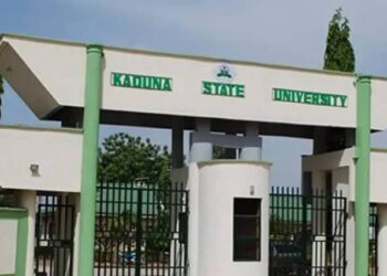 Ƴan sanda sun damƙe ƴan damfarar da suka damfari ɗaliban jami’ar Kaduna KASU kuɗaɗen makarantansu har naira miliyan 60