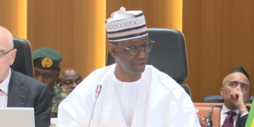 Adadin waɗanda ‘yan ta’adda ke kashewa ya ragu daga mutum 2600 a wata, zuwa mutum 200 a wata – Ribadu