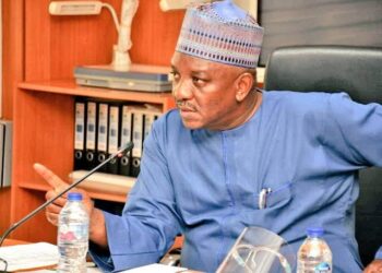 HANGEN DALA BA SHIGA BIRNI BA: Kotu ta bada belin ministan da aka kyara wa ruwa ya farfaɗo kan Naira biliyan 10