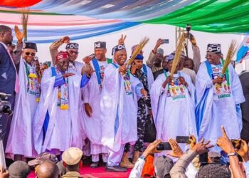 Duban Ƴan PDP, APGA, YPP sun sauya sheƙa zuwa APC  a jihar Zamfara