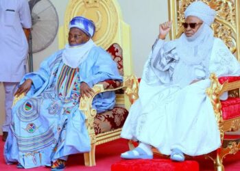 SAKE FASALIN MASARAUTUN ADAMAWA: Fintiri ya saka hannu a dokar zaftare wa Lamido da Atiku faɗin ƙasa