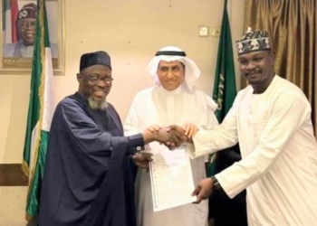 HAJJIN 2025: Farfesa Usman ya gwangwaje kamfanonin jigilar Alhazai masu zaman kansu