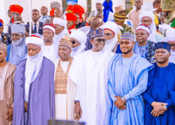 TARON GWAMNONI DA SARAKUNA: Gwamnonin Arewa sun buƙaci a jingine siyasa a ceci yankin