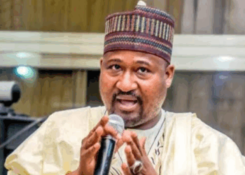 KANNYWOOD: Ya kamata a samu TiTi a sa sunanan Rarara da ba shi lambar girmamawa ta ƙasa – in ji Nura Hussain