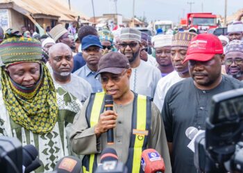Gwamna Uba Sani ya kai ziyarar duba wasu manyan ayyukan raya ƙasa da gwamnatinsa ke rangaɗa wa a faɗin jihar Kaduna