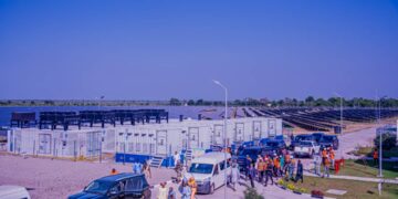 LABARI CIKIN HOTUNA: Minista Idris yayin ziyarar ginin samar da wutar lantarki mai amfani da Iskar gas a Maiduguri