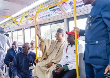 Gwamnatin Kaduna ta tsawaita tsarin sufuri na bas ɗin CNG kyauta, ‘ka hau ka sauka ba biyan ko sisi har illa mashaAllahu