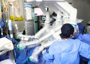 Wani asibiti a jihar Legas ya fara yi wa mata tiyata da fasahar mutum-mutumi ‘robot’