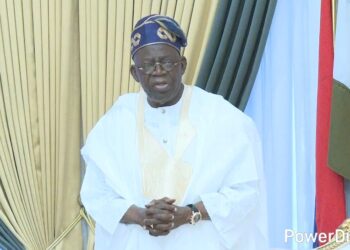 Tinubu ya kaddamar da asusun tallafawa Sojoji, ya sadaukar da albashinsa kaf ga wannan asusu
