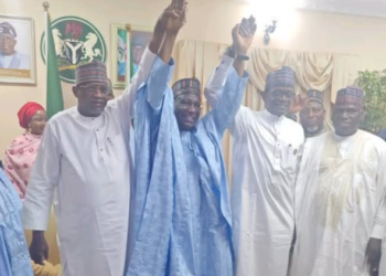 Rikicin APC a Yobe: Bomai ya yi fatali da zabin Wali, yayin da wasu sabbin ‘yan takara sun fito neman tsaya takarar gwamnan jihar
