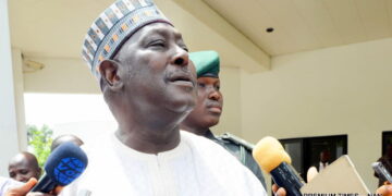 Babachir ya alaƙanta siyasa da dalilin tsige shi, ya sake sukar takarar Atiku a ADC a 2027