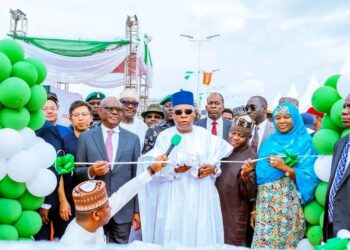 Shettima ya wakilce Tinubu wajen ƙaddamar da titin ‘Collector’ a birnin Abuja