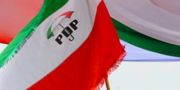 ‘Yan takarar majalisar dokoki 34 na ADC sun koma PDP, APC ta shiga zawarcin Mustapha Inuwa a Katsina