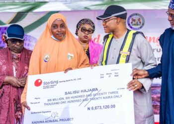 Ba zan rusa gidajen mutane ba sai na biya su diyya cif-cif, kowa ya ji alat a Kaduna –  Uba Sani