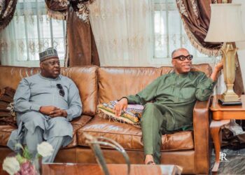 Ashiru ya jajanta wa Amaechi kan rasuwar mahaifiyarsa