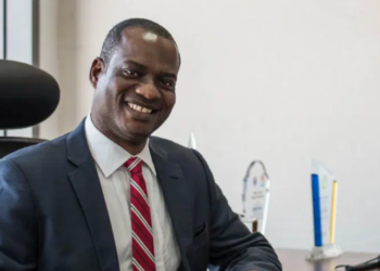 Ƙaruwar bashin da ake bin Najeriya ba saboda ciwo sabbin basuka ba ne, ƙarin ya samo asali ne daga faɗuwar darajar Naira – Oyedele