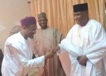 Hukumar Ahazai ta ƙasa NAHCON ta kai ziyarar aiki Adamawa, ta ya a wa shugaban hukumar Alhazai na jihar, Salihu