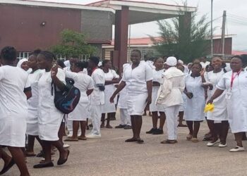 Taraba: Yadda ɗaliban makarantar koyar aikin jiyya suka yi zanga-zanga tare da zargin wasu mahara da yi musu fyaɗe